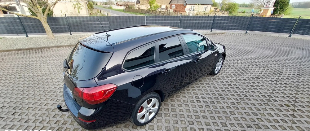 Opel Astra cena 17950 przebieg: 259000, rok produkcji 2011 z Zagórów małe 596